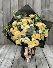 Букет цветов из:  Розы и Лизиантусы в Нерастанное