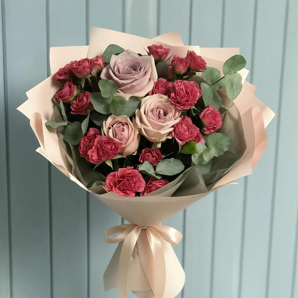 Букет цветов из: Гвоздики и Розы в Нерастанное