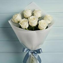 Букет 7 Белых роз Эдлесс Лав в Нерастанное