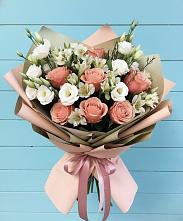 Букет цветов из:  Розы, Альстромерии и Лизиантусы в Нерастанное
