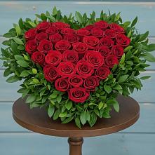 Цветочная композиция из Розы в виде сердца #REPLACE_PRED# Нерастанное