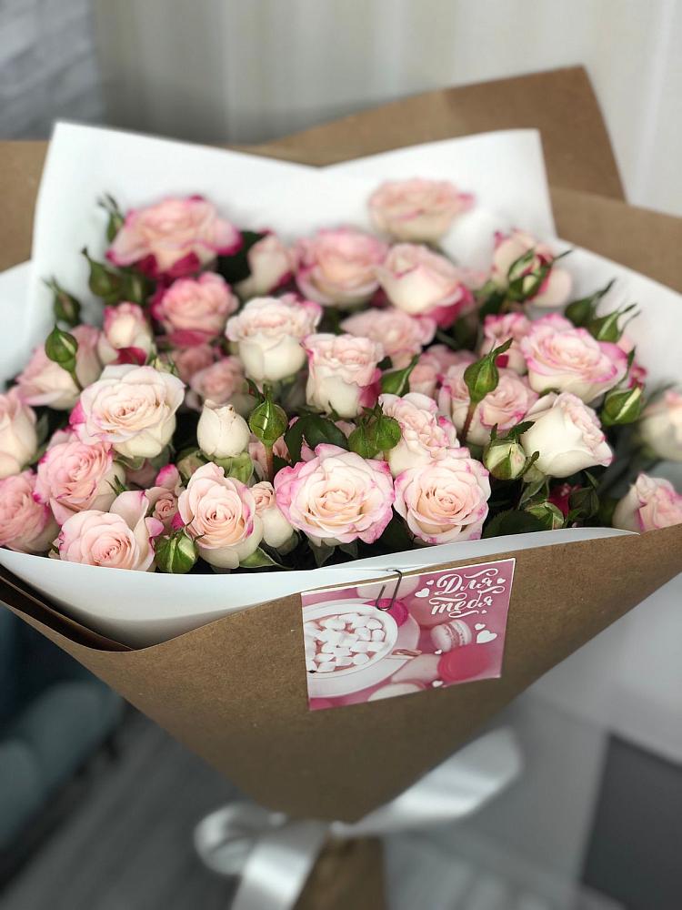 Букет цветов из: Розы в Нерастанное