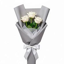 Букет 3 белые розы в Нерастанное