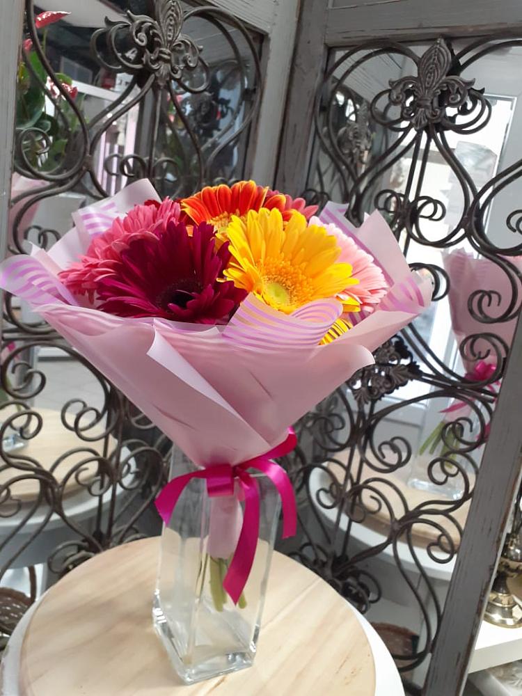 Букет цветов из: Герберы в Нерастанное