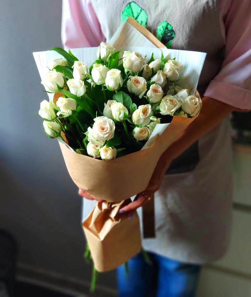 Букет цветов из: Розы в Нерастанное