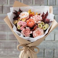 Букет цветов из:  Гвоздики, Хризантемы и Розы в Нерастанное