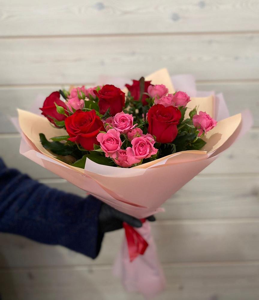Букет цветов из: Розы в Нерастанное