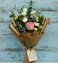 Букет цветов из:  Розы и Лизиантусы в Нерастанное